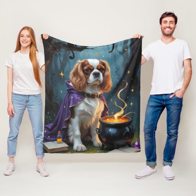 Manta Polar Cavalier King Charles Spaniel Caprichoso Halloween (In situ)