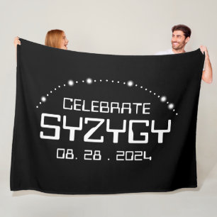 Manta Polar Celebrar Syzygy el 28 de agosto de 2024