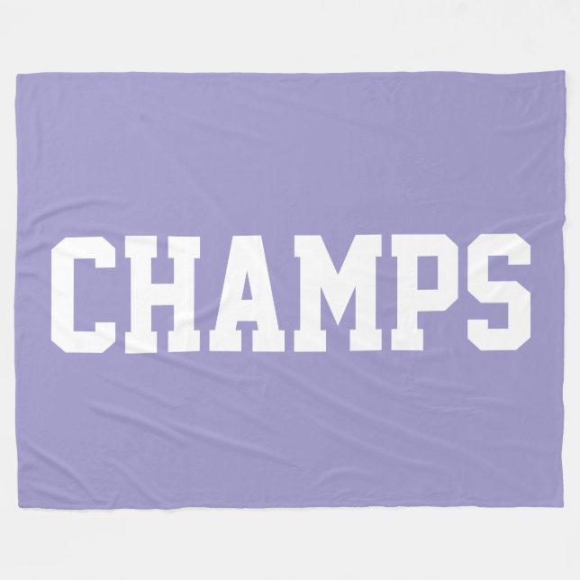 Manta Polar CHAMPS Texto Blanco Atlético en Morado Claro (Frente (Horizontal))