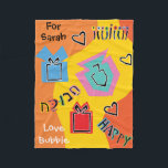 Manta Polar Chanukah Happy Fleece Blanket<br><div class="desc">Personalice "Chanukah Happy" Fleece Blanket/Small Personalize cambiando el texto editable utilizando su color de fuente, tamaño y estilo favorito. Este diseño también se puede añadir a tamaños de manta, medianos y grandes. Tamaño: Fleece Blanket, 30 "x40" Es difícil de arreglárselas tú mismo. pero con esta comodísima manta de forro polar...</div>