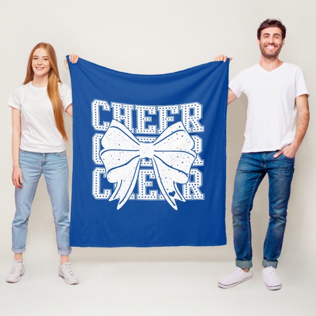 Manta Polar Cheerhead Fleece Blanket (In situ)