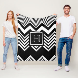 Manta Polar Chevron blanco y negro