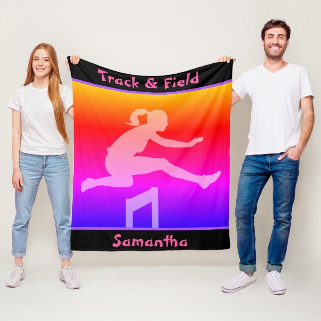 Manta Polar Chica Track and Field Fleece Blanket (In situ)