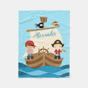 Manta Polar Chicos piratas y un nombre personalizado de gran b