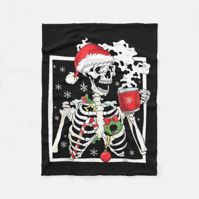 Manta Polar Christmas Skeleton With Smiling Skull Drinking Cof (Anverso)