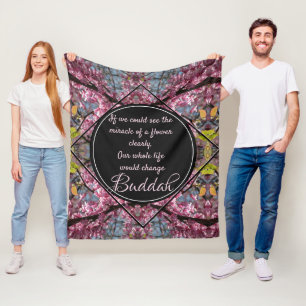 Manta Polar Cita de flores de Budda para las ramas de Redbud