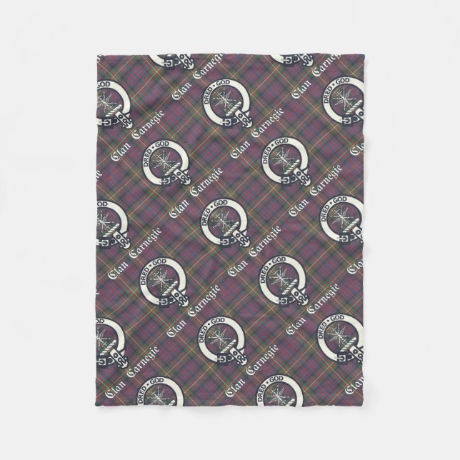 Manta Polar Clan Carnegie Escudo Tartan (Anverso)