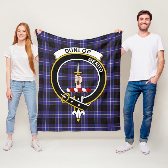 Manta Polar Clan Dunlop Tartan Plaid (In situ)