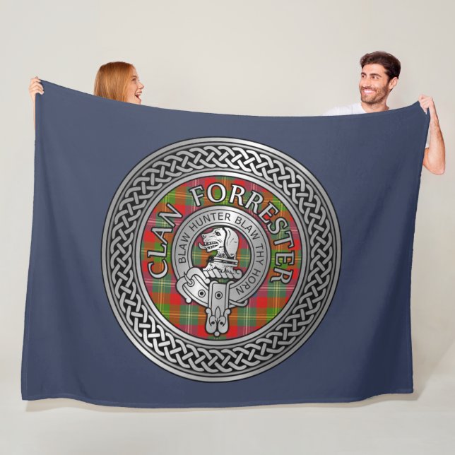 Manta Polar Clan Forrester | Foster Escudo y Tartan Knot (In situ)