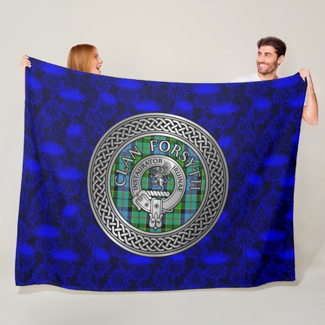Manta Polar Clan Forsyth Escudo y Tartan Knot (In situ)