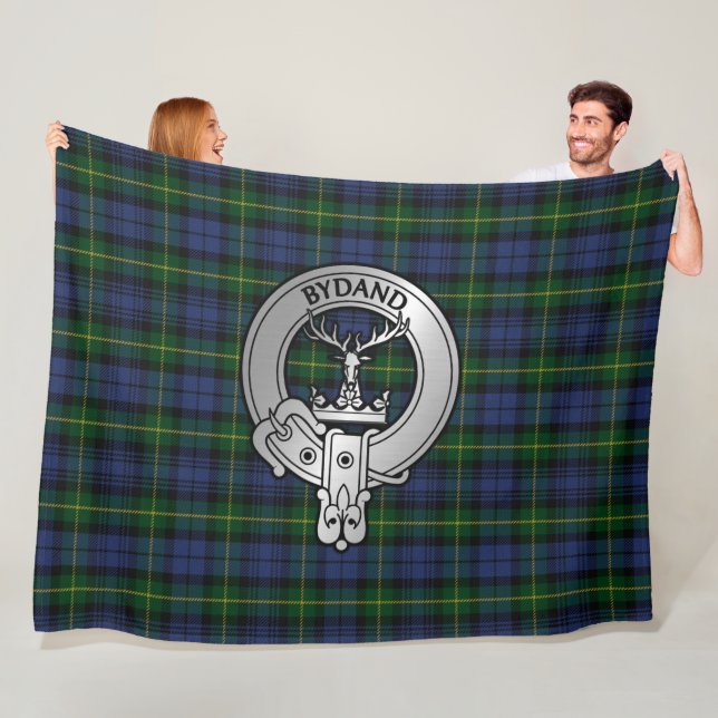 Manta Polar Clan Gordon Escudo y Tartan Fleece Blanket (In situ)