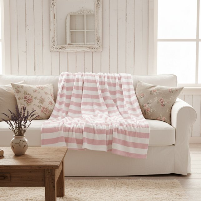 Manta Polar Clásicamente Elegante Rosa de Bebé y Rayas Blancas (Classically Stylish Baby Pink and White Striped Fleece Blanket)