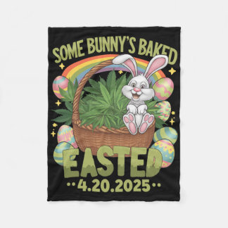 Manta Polar Conejo de Pascua Divertido Conejo Fumando Marihuan