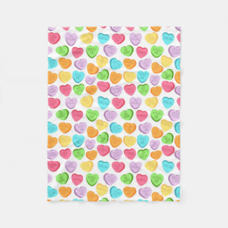 Manta Polar Corazones de barro arco iris en blanco