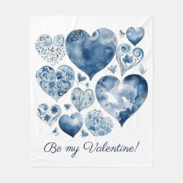Manta Polar Corazones en azul Delft, valentina