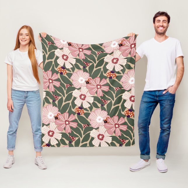 Manta Polar Cosmo Woodland Ladybugs & Wildflower Earthy Colour (In situ)