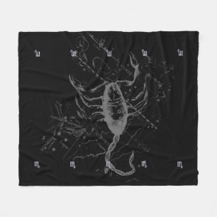Manta Polar Cromado como Rótulo Escorpio Zodiaco en la Decorac