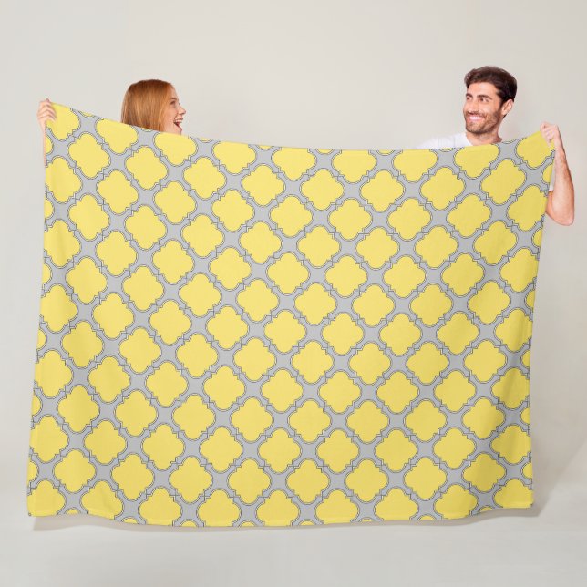 Manta Polar Cuatrefoil amarillo y gris (In situ)