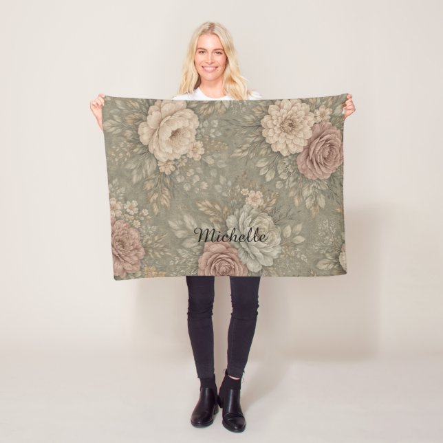 Manta Polar Custom Name Muted Suede Tone (In situ)