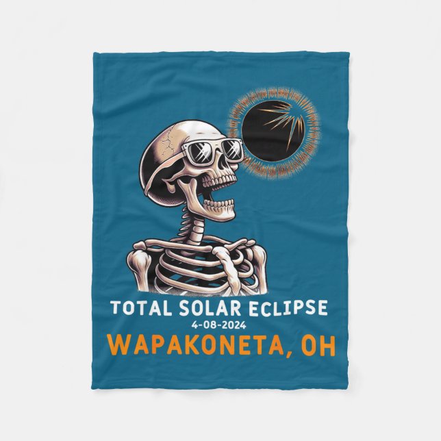 Manta Polar Cute Skeleton Solar Eclipse Wapakoneta Ohio (Anverso)