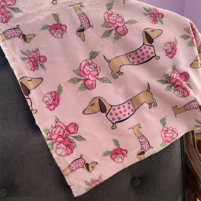 Manta Polar Dachshund Funda Floral Rosa Wiener Dog Love (Floral dachshund blanket - pink peonies and wiener dogs wearing a heart sweater)