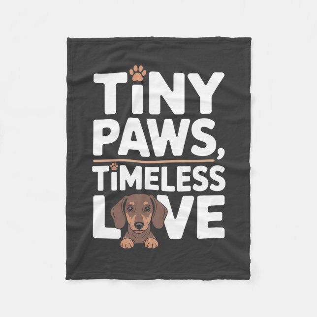 Manta Polar Dachshund Tiny Paws, Timeless Love (Anverso)