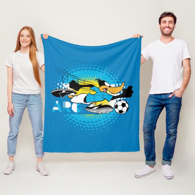 Manta Polar DAFFY DUCK™ Team Argentina Soccer Graphic (In situ)