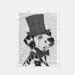 Manta Polar Dalmatiano, Gorra y hedor formal