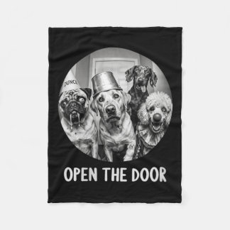 Manta Polar Día de Brujas Perros Zombies Abren la Puerta Damas