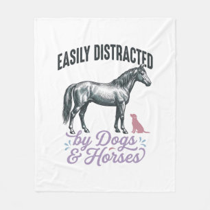 Manta Polar Diseño de camiseta fácilmente distraído por perros