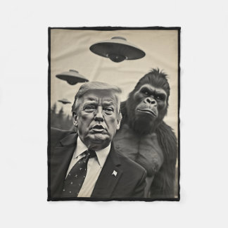 Manta Polar Divertida Selfie de Trump con Bigfoot y OVNIS Alie