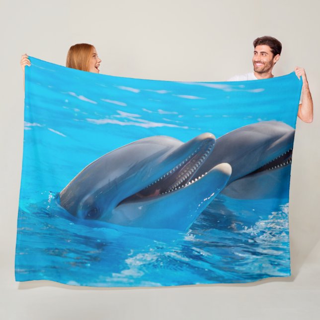 Manta Polar Dolphin Fleece Blanket (In situ)