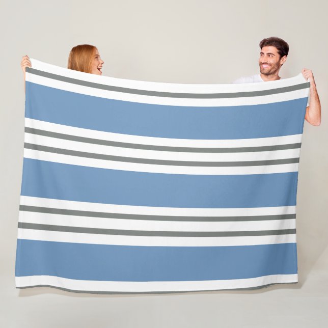 Manta Polar Dusty Blue and White Coastal Stripes (In situ)