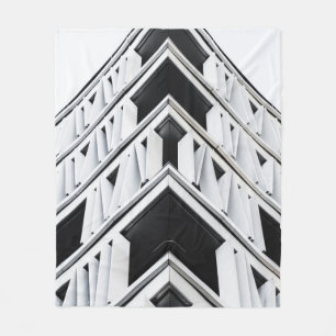 MANTA POLAR EDIFICIO BLANCO Y NEGRO DE ALTO AUMENTO