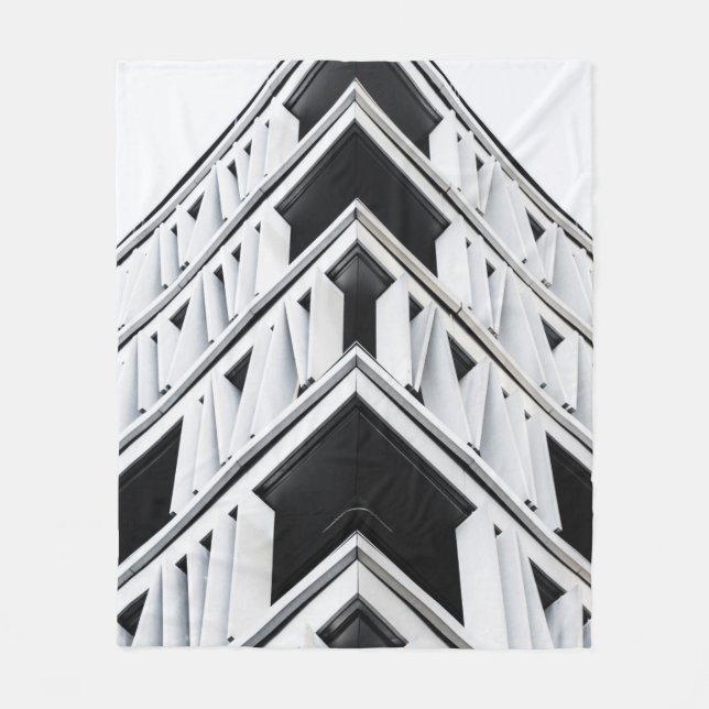MANTA POLAR EDIFICIO BLANCO Y NEGRO DE ALTO AUMENTO (Anverso)