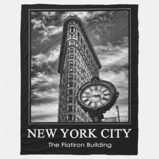 Manta Polar Edificio Flatiron y reloj en blanco y negro