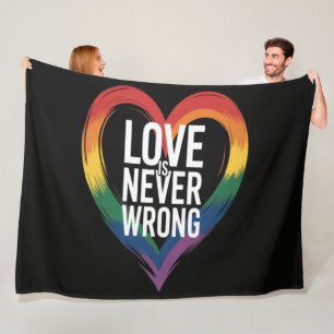 Manta Polar El amor nunca está mal Mes del Orgullo LGBT