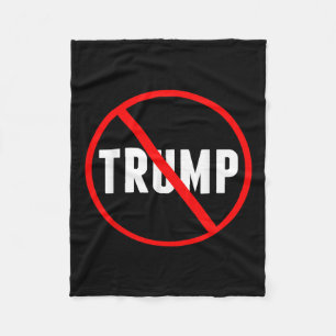 Manta Polar El círculo rojo anti Trump X político