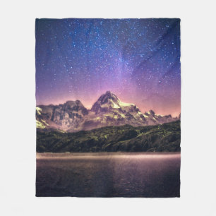 Manta Polar El colorido paisaje del cielo nocturno con estrell