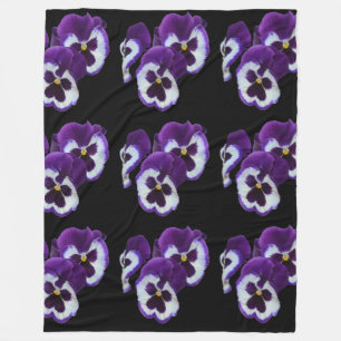 Manta Polar El trío de las flores moradas de pansy blanco: la
