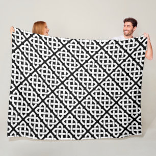 Manta Polar Elegante patrón de nudo celta en negro y blanco