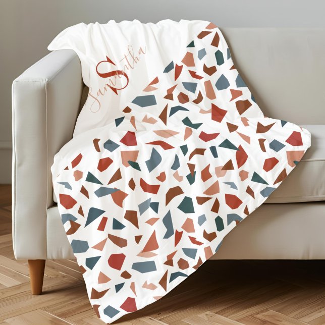 Manta Polar Elegante patrón marrón monogramado (Monogrammed Elegant Brown Pattern Fleece Blanket)