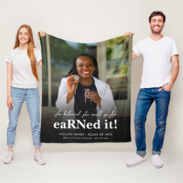 Manta Polar Ella Creía Que La Enfermera Se Graduó En Foto