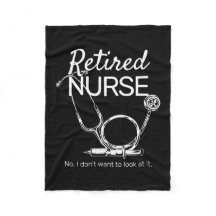 Enfermera curadora graciosa que no quiere parecer