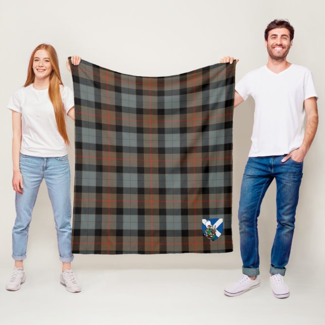 Manta Polar Escocia Gunn Weathered Tartan Plaid (In situ)
