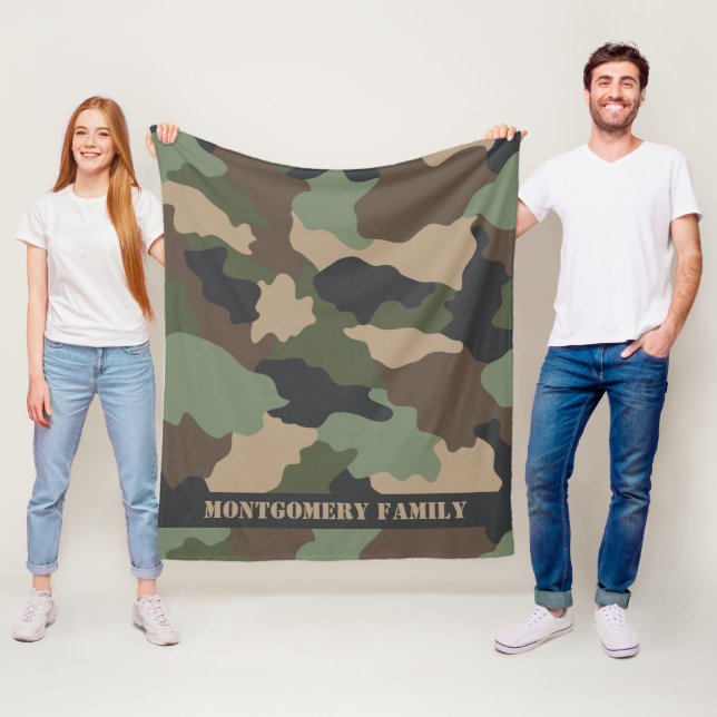 Manta Polar Familia Camouflage Monograma Woodland Camo (In situ)