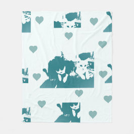 Manta Polar Feline Friends. Adorable Kitten Duo.