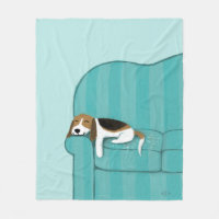 Feliz sofá Beagle| Perro dormido