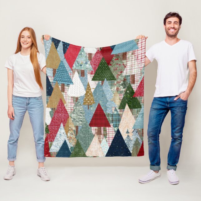 Manta Polar Festive Patchwork Christmas Tree Pattern (In situ)