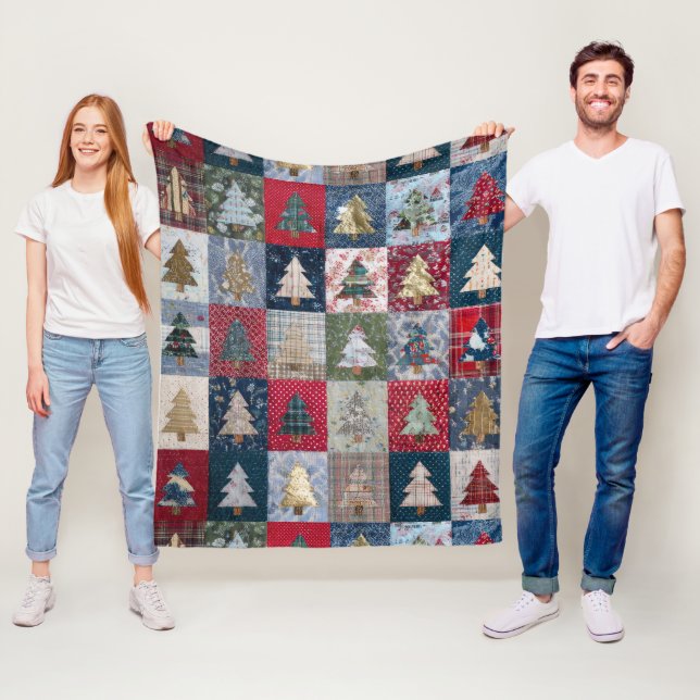 Manta Polar Festive Patchwork Christmas Tree Pattern (4) (In situ)